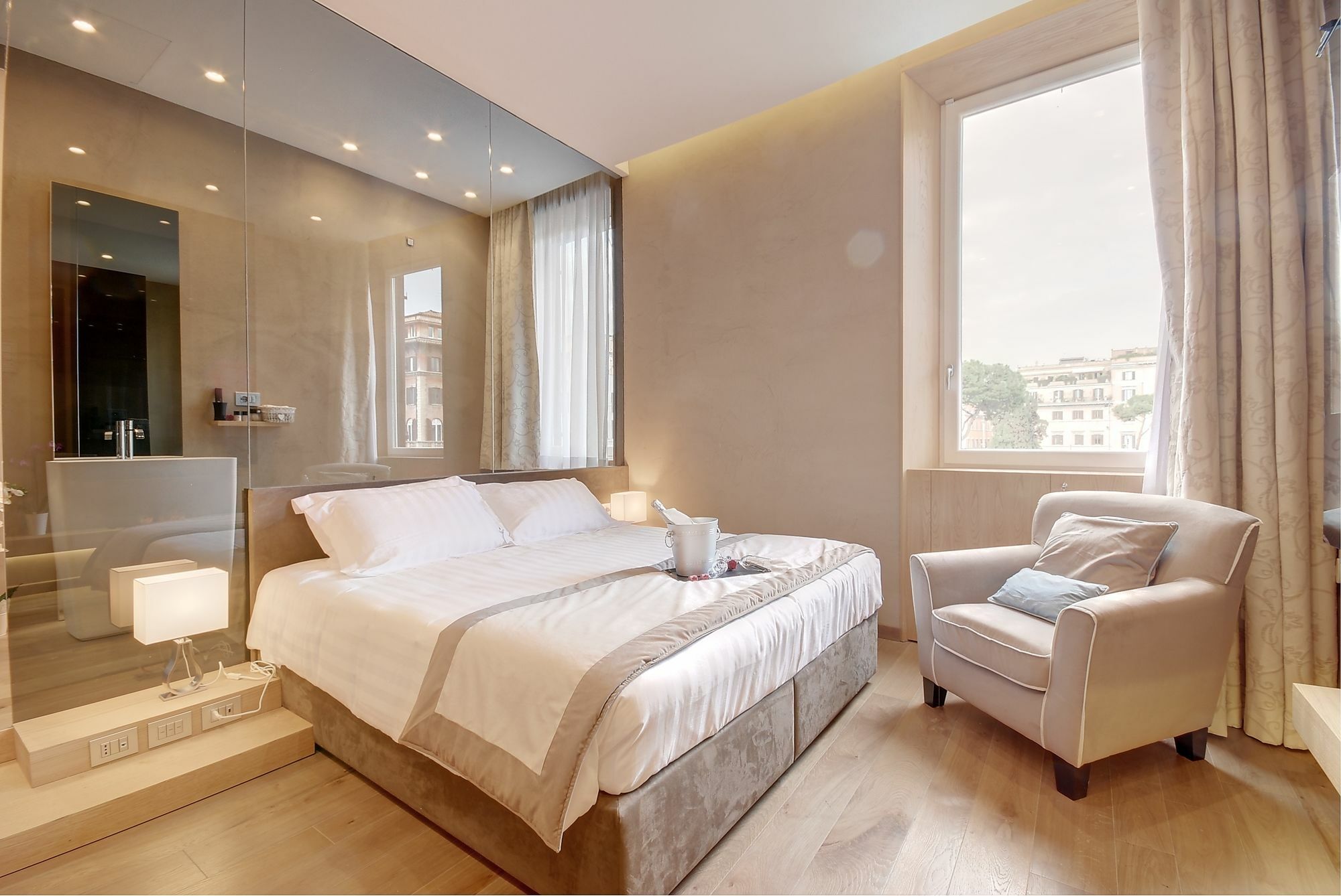 Pensionat Sun Luxury Pantheon 3*