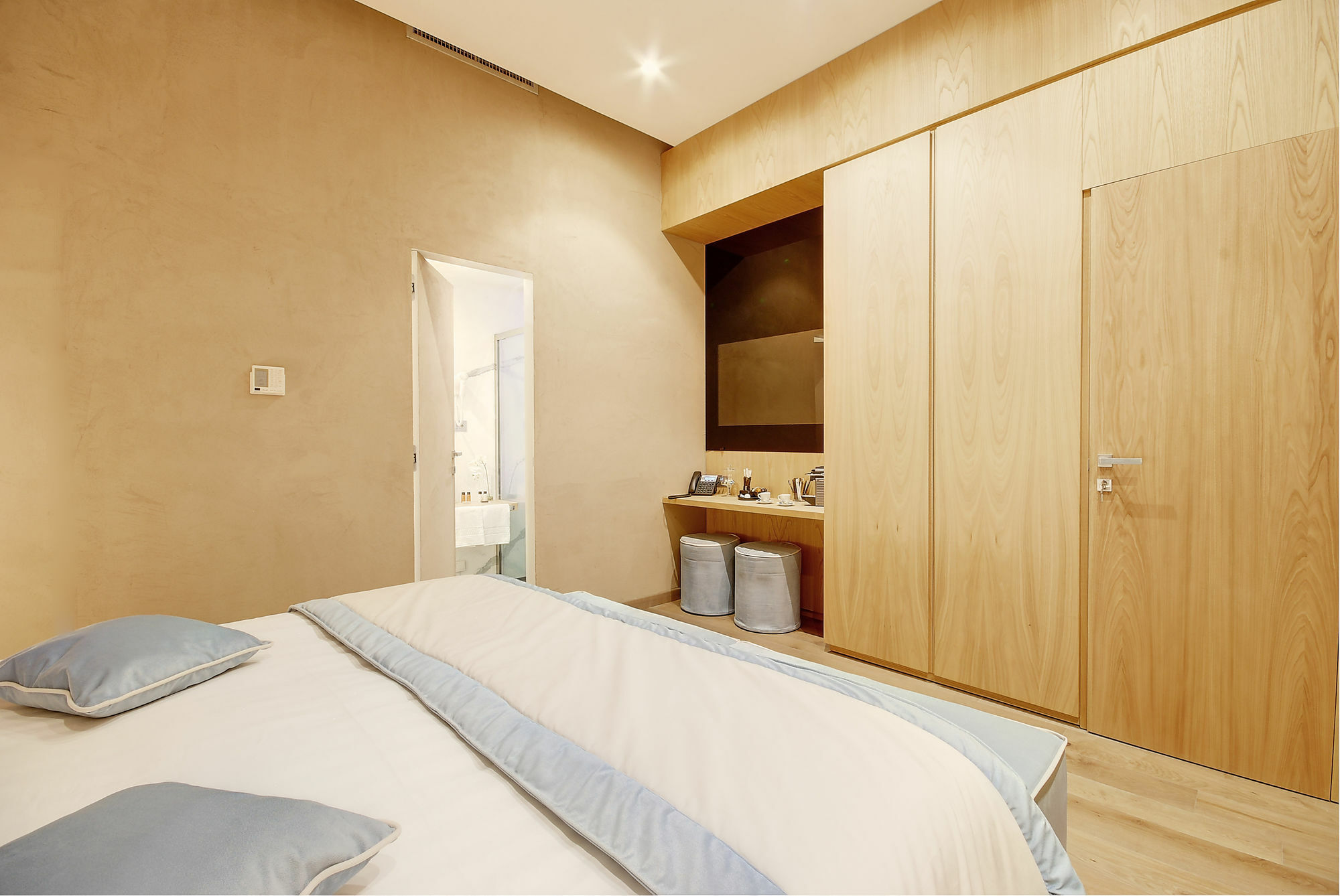 Pensionat Sun Luxury Pantheon 3*
